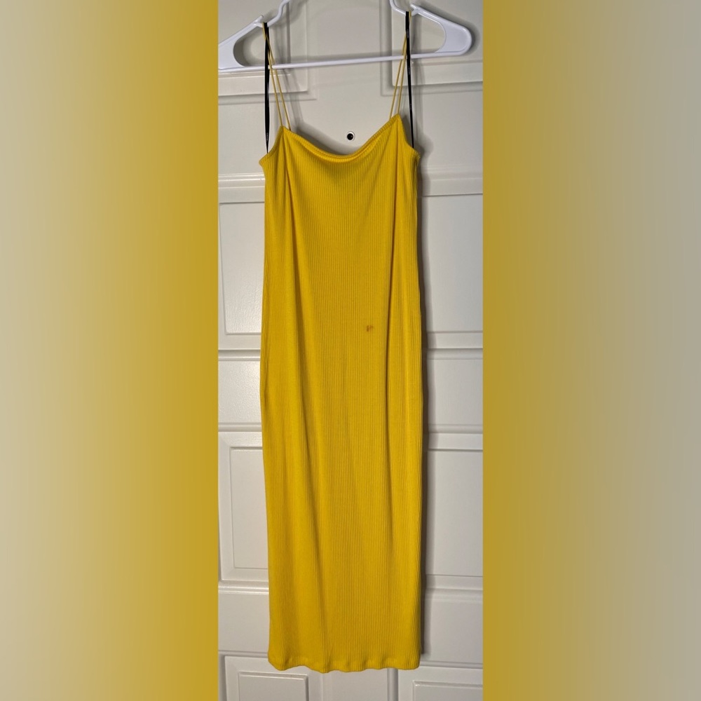 Yellow tight to skin sexy dress☀️